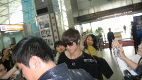 คิมฮยอนจุง (Kim Hyun Joong) เดินทางออกจากกวางเจาแล้ว