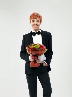 ภาพ G-Dragon เป็นพรีเซ็นเตอร์ให้กับ Gmarket!