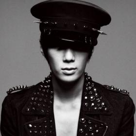 ทีเซอร์ภาพแจ็คเก๊ตอัลบั้มใหม่ของปาร์คจองมิน (Park Jung Min)