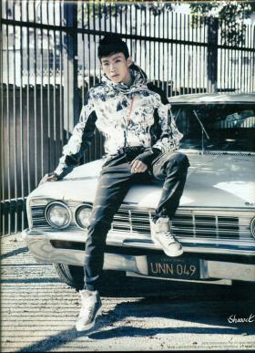 Jay Park ถ่ายแบบให้กับ Levi ลงในนิตยสาร W