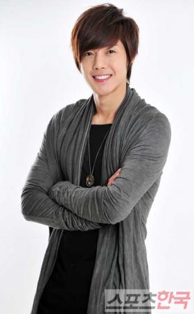 คิมฮยอนจุง (Kim Hyun Joong) พูดเกี่ยวกับเบยองจุน (Bae Yong Joon)!