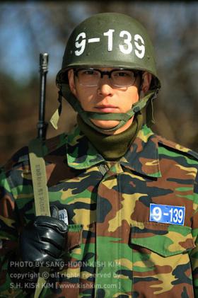 ภาพคังดองวอน (Kang Dong Won) ที่เข้าไปเป็นทหารถูกเปิดตัวออกมา!