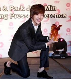 ปาร์คจองมิน (Park Jung Min) จากวง SS501 จะเดินทางไปสิงคโปร์??