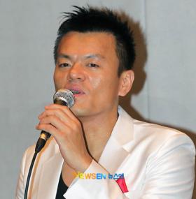 ปาร์คจินยอง (Park Jin Young) กับเยอึน (Ye Eun) เป็นเหมือนพี่น้องกัน?