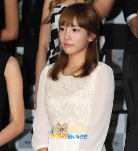 นักแต่งเพลงกล่าวชมแทยอน (Tae Yeon)?
