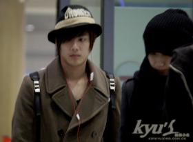 โฮยองแซง (Heo Young Saeng) และคิมคยูจง (Kim Kyu Jong) กลับจากเซบุ!