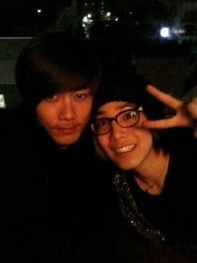 ลีฮงกิ (Lee Hong Ki) ถ่ายภาพกับคิมคยูจง (Kim Kyu Jong)!