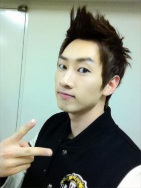 อึนฮยอค (Eun Hyuk) โชว์ภาพลักษณ์ใหม่?