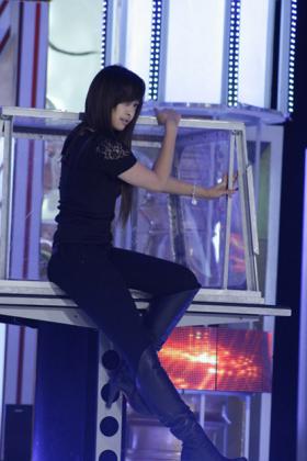 Victoria เป็นผู้ช่วยนักเล่นมายากล?