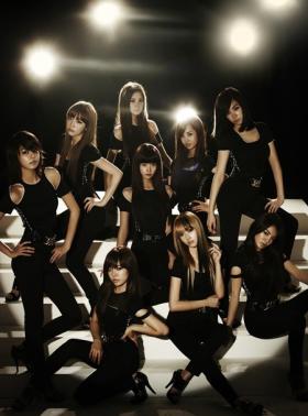 วง SNSD เซ็นสัญญาเป็นพรีเซ็นเตอร์ให้กับ Christian Dior?