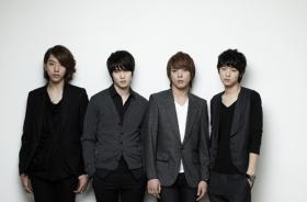 วง C.N.Blue เลื่อนการเปิดตัวอัลบั้มเต็ม!