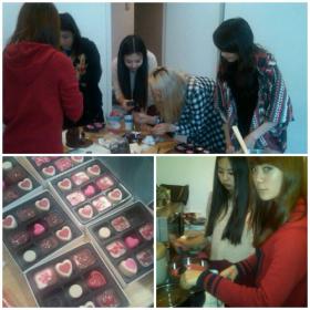 วง Wonder Girls ทำช็อคโกแล็ตให้กับแฟนๆ 