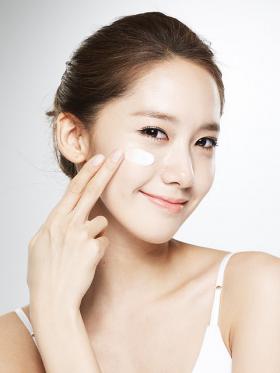 ภาพยูนอา (YoonA) สำหรับการโปรโมทเครื่องสำอางค์ Innisfree ล่าสุด