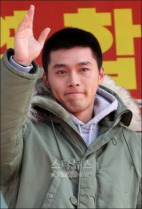 ฮยอนบิน (Hyun Bin) เข้าค่ายฝึกเป็นทหารเรือ!