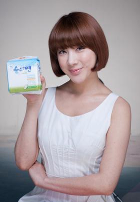โซอินยอง (Seo In Young) เป็นพรีเซ็นเตอร์โฆษณา KleanNara 
