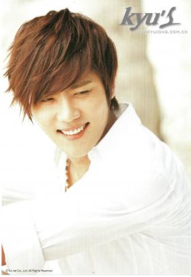 ภาพคิมคยูจง (Kim Kyu Jong) ใน Summer &amp; Love Photobook!