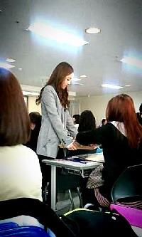 ภาพของคูฮาร่า (Goo Hara) ที่มหาวิทยาลัย!