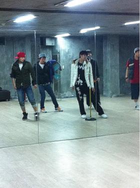 ภาพการซ้อมของโฮยองแซง (Heo Young Saeng)!