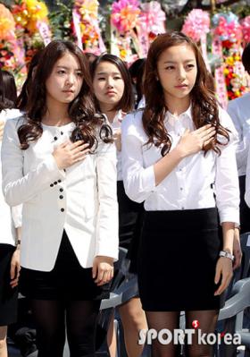 คูฮาร่า (Goo Hara) ได้เป็นตัวแทนของมหาวิทยาลัยร้องเพลง!
