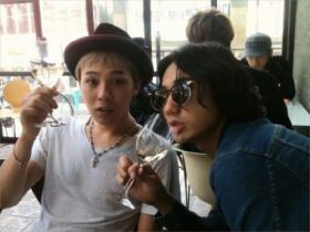 G-Dragon ใช้ช่วงวันหยุดกับโจซองมิน (Jo Sung Min)?