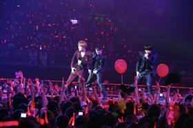 คอนเสิร์ต JYJ World Tour Concert 2011 ที่ไต้หวันประสบความสำเร็จอย่างมาก!