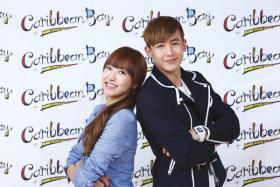 วง 2PM และ Victoria เป็นพรีเซ็นเตอร์ให้กับ Caribbean Bay!