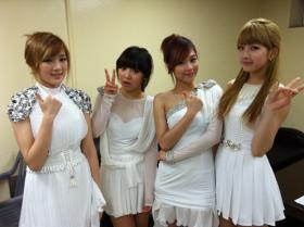 ภาพวง miss A ที่ห้องแต่งตัวของ Ice Show!