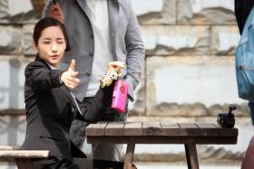 ปาร์คมินยอง (Park Min Young) ในลุค Bond Girl!