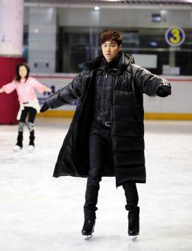 ยูนโฮ (Yunho) ตั้งใจซ้อมอย่างหนักสำหรับรายการ Kiss &amp; Cry