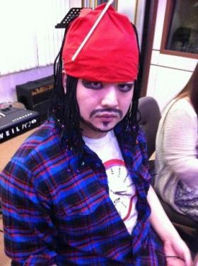 ชินดง (Shin Dong) เปลี่ยนมาเป็นลุคของกัปตัน Jack Sparrow