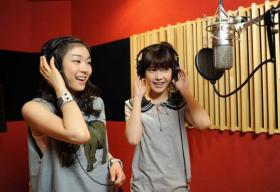 IU และนักสเก็ตคิมยูนะ (Kim Yuna) ร้องเพลงประกอบรายการ Kiss &amp; Cry!