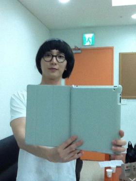 ลีทึก (Lee Teuk) ทวีทด้วยภาพจากละครเรื่อง All My Love