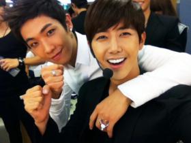 ควางฮี (Kwang Hee) และลีจุน (Lee Joon) ไปร่วมรายการวิทยุด้วยกัน