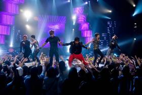 วง 2PM ชนะรางวัล K-Chart ติดต่อกัน 4 สัปดาห์