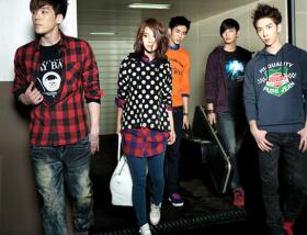 ซงจิฮโย (Song Ji Hyo) และวง 2AM ถ่ายภาพคอลเลคชั่นฤดูใบไม้ผลิและฤดูหนาวแบรนด์ Jambangee