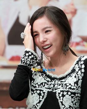 มินฮโยริน (Min Hyo Rin) เคยถูกทาบทามสำหรับรายการ We Got Married!