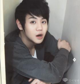 แฟนๆ ประทับใจในความใส่ใจของโยซบ (Yoseob) 