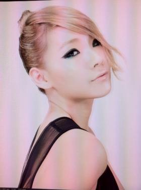 CL เป็นนางแบบพรีเซ็นเตอร์ให้แบรนด์ Lancome