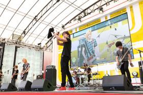 แฟนๆ เกือบ 40,000 คนมาชมการแสดงของวง F.T. Island 