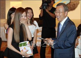 วง SNSD, f(x) และ SHINee ร่วมงานของ Unicef