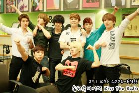 รายการ Kiss the Radio ของวง Super Junior ฉลองครบรอบ 5 ปี!