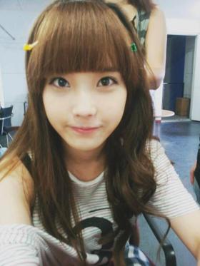 ภาพน่ารักของ IU ระหว่างการถ่ายทำโฆษณา