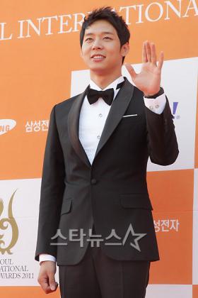 ศิลปินมากมายไปร่วมงาน 2011 Seoul International Drama Awards 