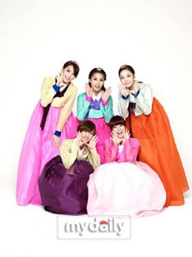 วง Kara และวง Rainbow ทักทายแฟนๆ สำหรับช่วงวันหยุด Chuseok!