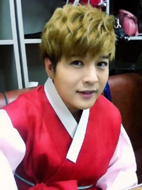 ชินดง (Shin Dong) ทักทายแฟนๆ สำหรับเทศกาล Chuseok