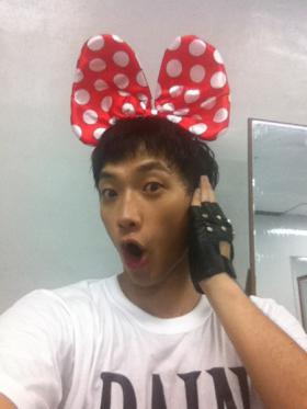 ที่คาดผมที่เรน (Rain) ชอบ?