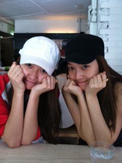 ภาพ Krystal และ Jessica ถ่ายด้วยกัน