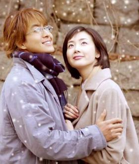 เบยองจุน (Bae Yong Joon) และชอยจิวู (Choi Ji Woo) เป็น “ราชาและราชินีศิลปินกระแสคลื่นเกาหลี” 