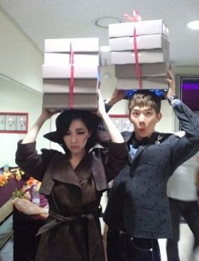 กาอิน (Ga In) และโจควอน (Jo Kwon) ถ่ายภาพด้วยกัน?