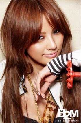 ลีฮโยริ (Lee Hyori) รับหน้าที่พิธีกรในรายการ MBC College Music Festival 
